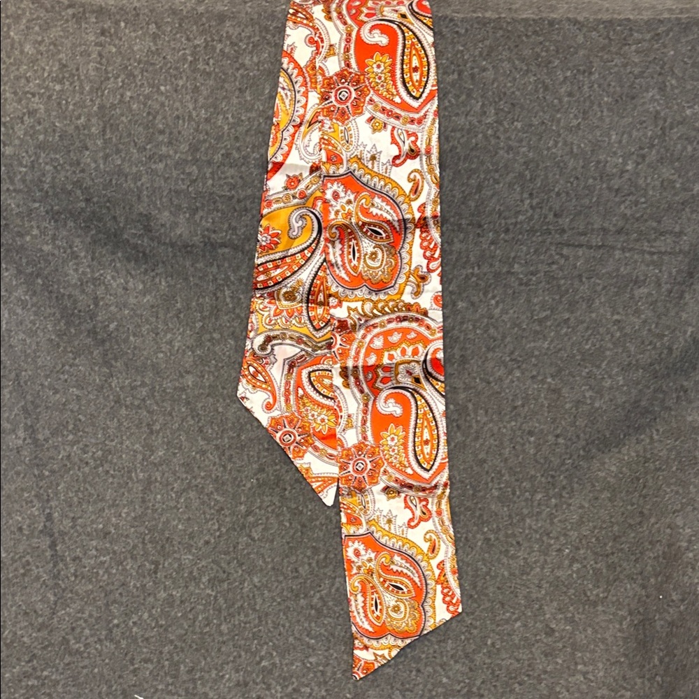 Vintage Paisley Patterned Tie in Orange and White
